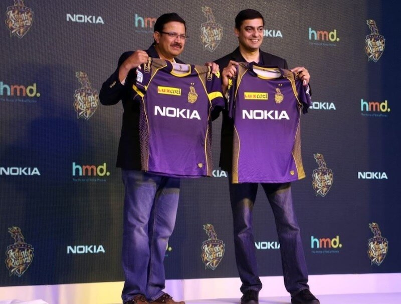 Áo thun quảng cáo thể thao của Nokia.