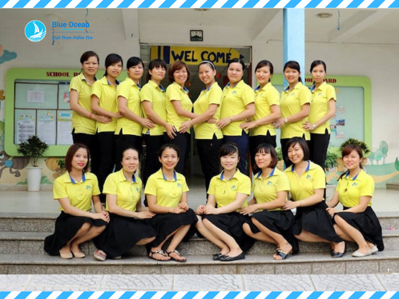 Những mẫu đồng phục giáo viên mầm non