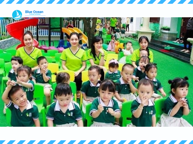 Những mẫu đồng phục giáo viên mầm non