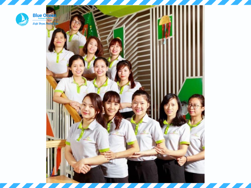 Những mẫu đồng phục giáo viên mầm non